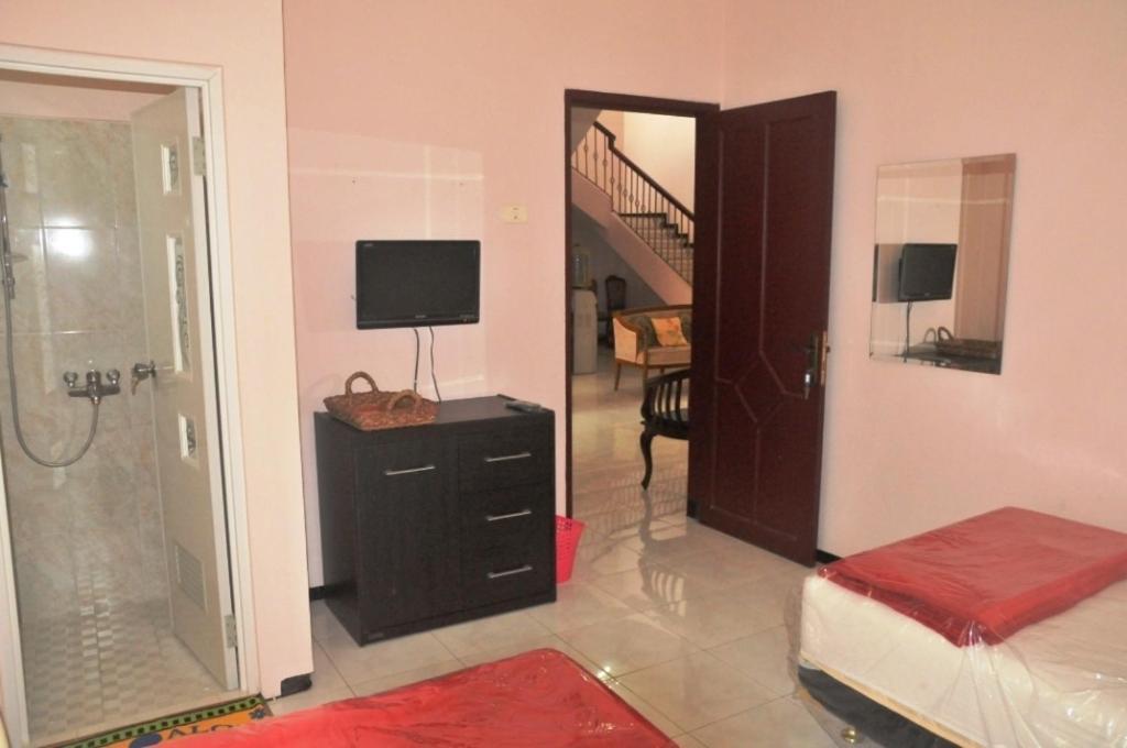 Sandubaya Guest House Malang Room photo